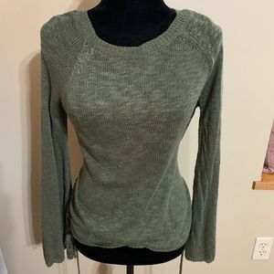 Long sleeve green sweater